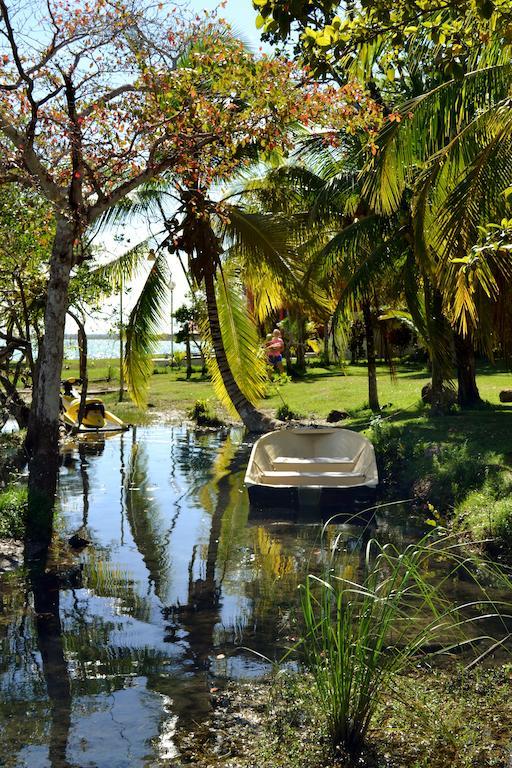 Hotel Casa Caracol Bacalar Esterno foto