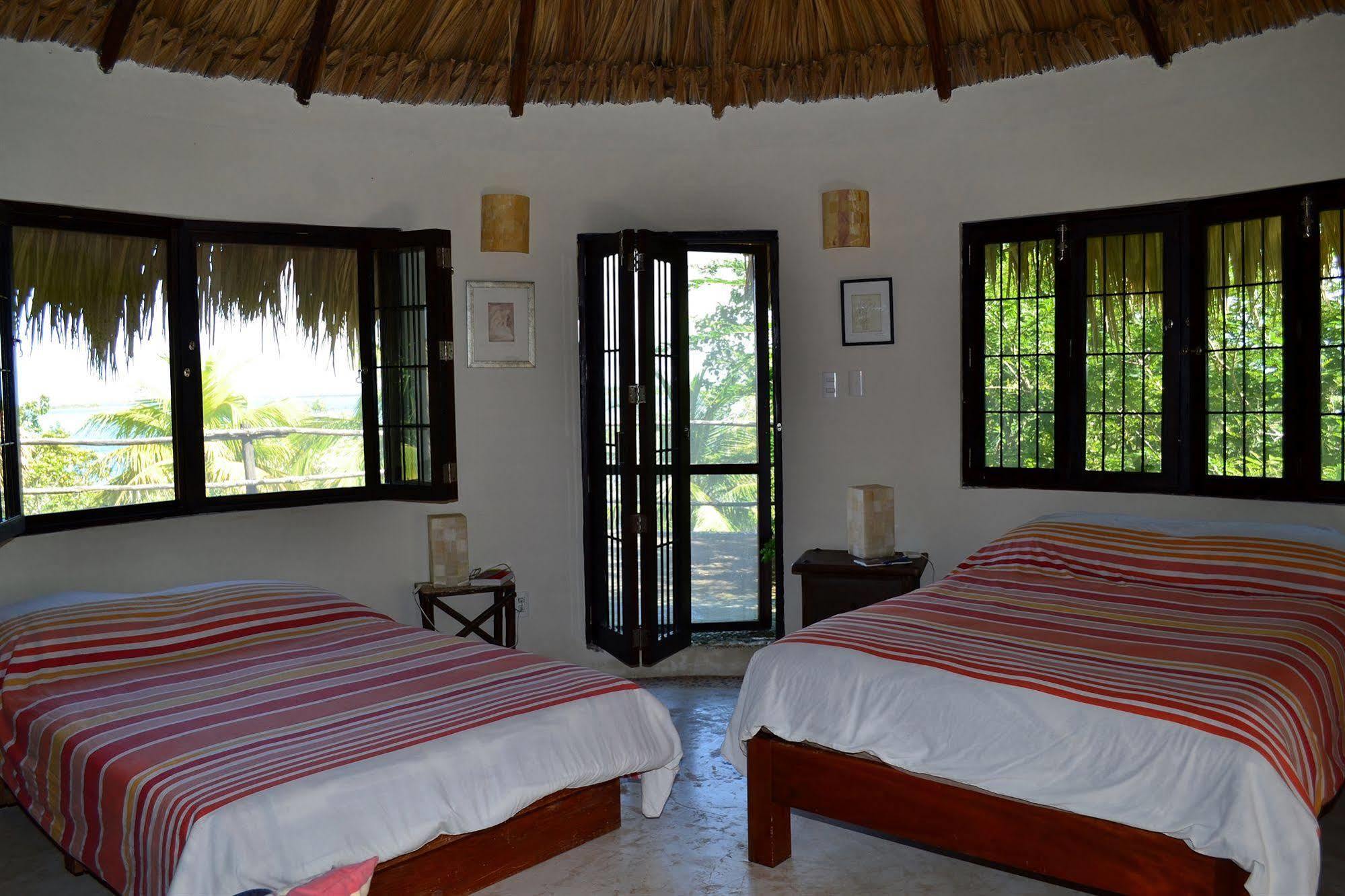 Hotel Casa Caracol Bacalar Esterno foto